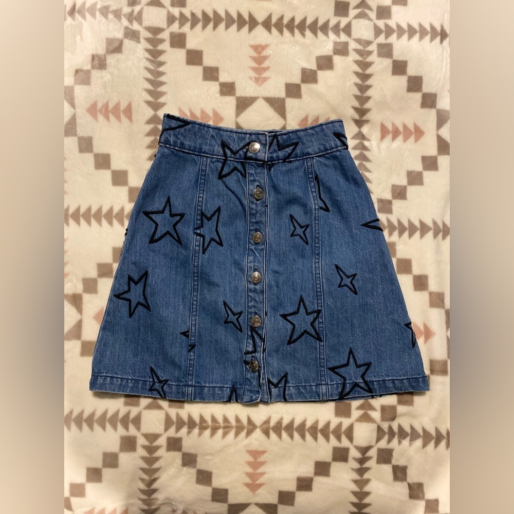 Être Cécile Button Up Denim Skirt with Star Design - Picture 1 of 5